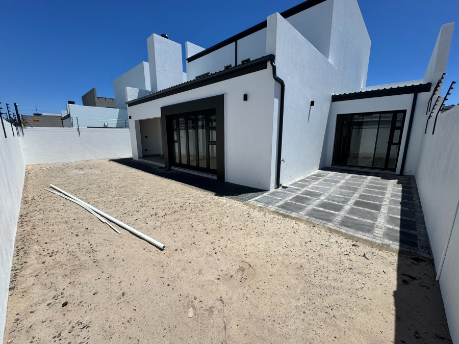4 Bedroom Property for Sale in Sandown Western Cape